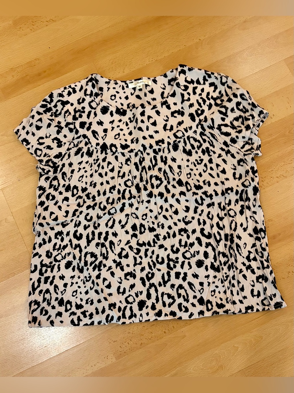 Leopard Print Top - Black on Pink